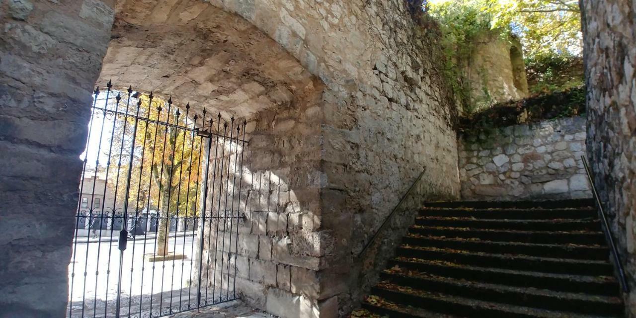 La Muralla * Burgo